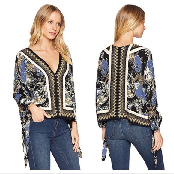 Free People Tops - Free People Catch Me If You Can Tie Sleeve Top
